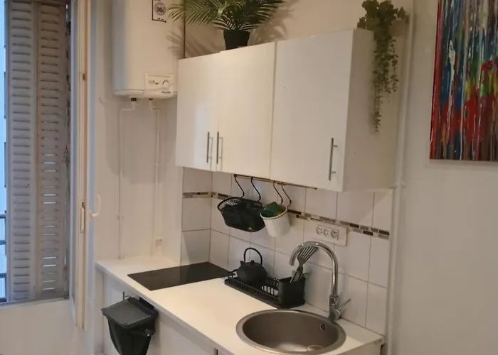 Proche Centre Et Monuments