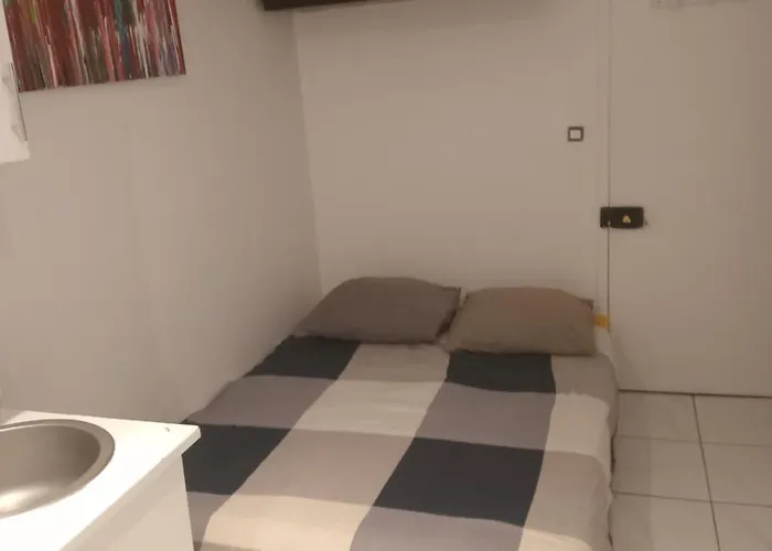 Proche Centre Et Monuments *